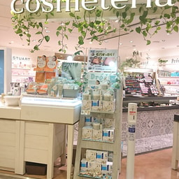 cosmeteria Fukuoka Tenjin store
