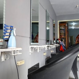 Planet Hangky Salon