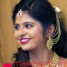Karunya Beauty Parlour and Bridal Studio