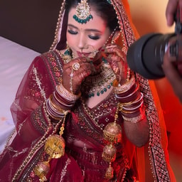 The Bronze Womens Beauty Parlour & Bridal Studio