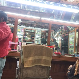 Naaz beauty Parlour Man & Women
