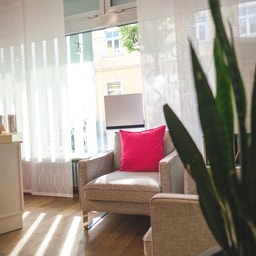 Kosmetik Lounge DeLuxe
