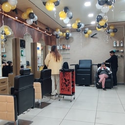 Shrida by Aastha- Makeover Studio and Academy