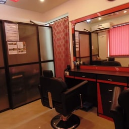 Rutu's Hair & Beauty Salón