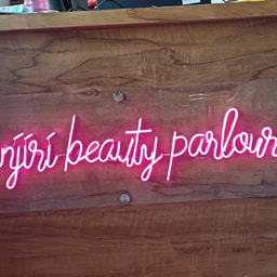 Manjiri Beauty Parlour