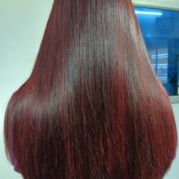 Blush N Blade Unisex Salon
