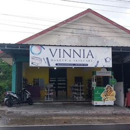 Vinnia Beauty Store Makeup & Skincare