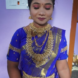 Deepna Bridal Studio & Beauty Lounge