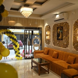 Neeldavid's Salon Golbagan