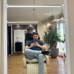 Hamid Bakhshi Mens Salon