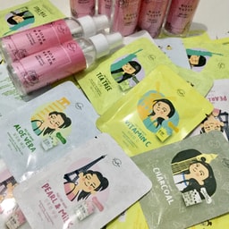 MakeUpJo Maros