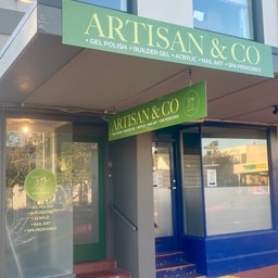 Artisan Nails