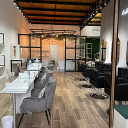 Veka Plaza Muxbal