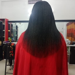Badhon Beauty Parlor
