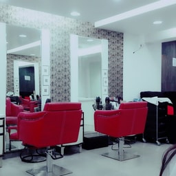 Looks Salon
