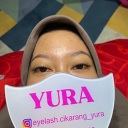 YURA EYELASH & NAIL ART CIKARANG