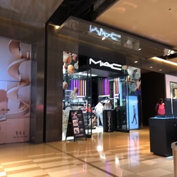 MAC Cosmetics Counter Q Square Fashion Square