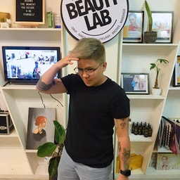 90210 Beauty Lab