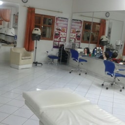 Salon Fatiha d'esthetique et haute coiffure
