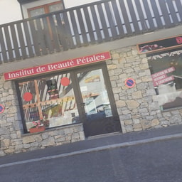 Institut de Beaute Pétales