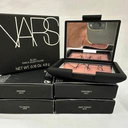 Wholesale makeup UAE