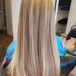 Underground Salon
