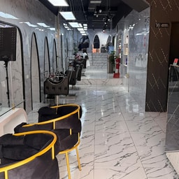 Mora Salon