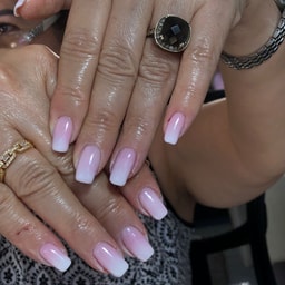 Nana's Beauty Salon