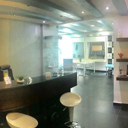 Iman Al-Issa Beauty Center