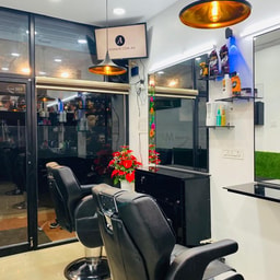 Groom Salon & Spa