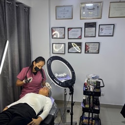 Yuriko Brows & Lips Studio