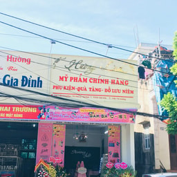 Huong Liz Cosmetics