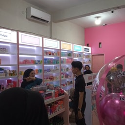 Rayya Kosmetik 2 (UIN)