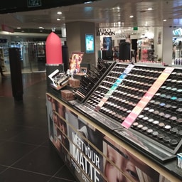 MAC Cosmetics Dizengoff