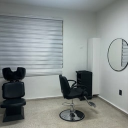 Ilia Salon