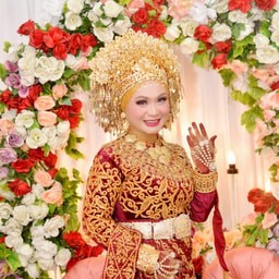 Frida Rias Pengantin