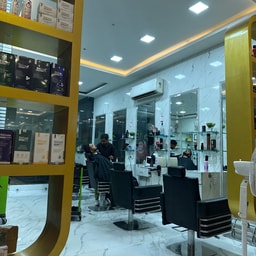 SPARSH VIEW SALON & ACADEMY
