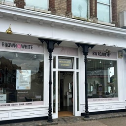Brown & White - Colchester Town