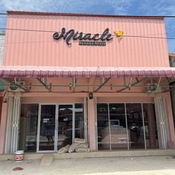 Miracle Beauty Store