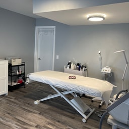 Pure Radiance Day Spa