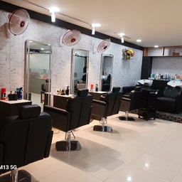Glam-Up Beauty Care & Unisex Salon