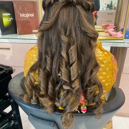 Zara Imtiaz Makeup Studio & Salon
