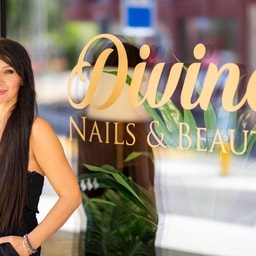 Divine Nails & Beauty - Schonheitsstudio