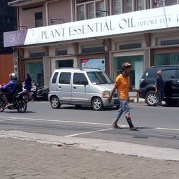 Cantik