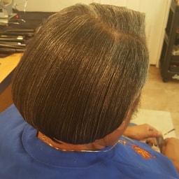 Maximum Care Beauty Salon