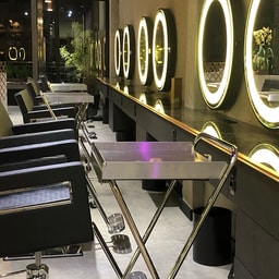 Leila Lopez Salon