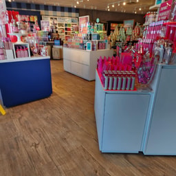 Bath & Body Works