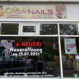 HM Nails