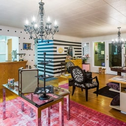 Ola Salon & Spa Burien