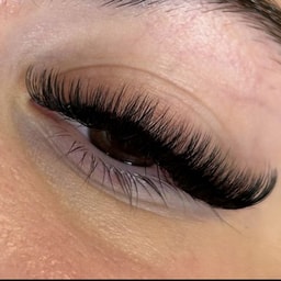 sashy beauty studio
